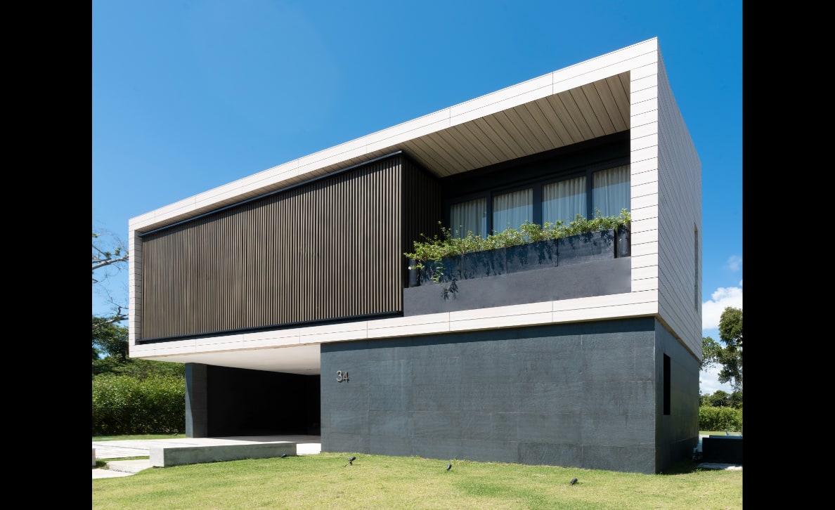 Villa MLR 2